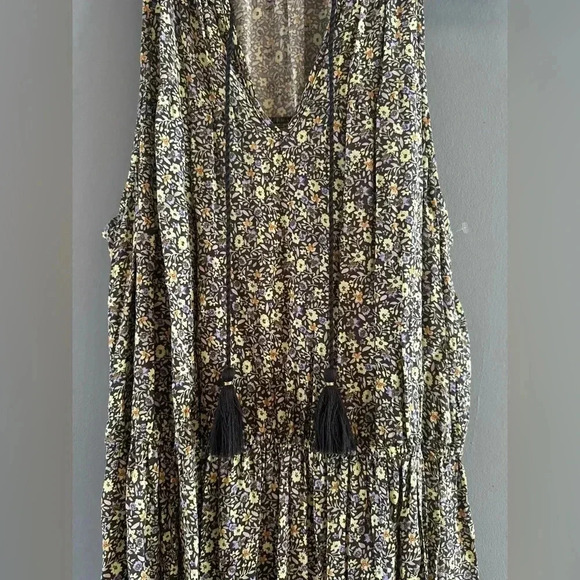 Lauren Conrad - Floral Sleeveless Maxi Dress (size XL) - Picture 2 of 9